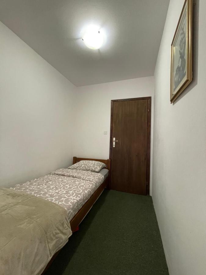 Underwoods Zabljak Guesthouse Exterior photo